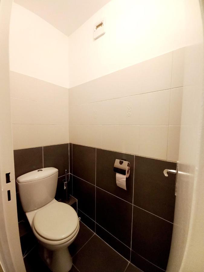 Cosy'N Paris - Parking Secure - Metro 14 - Wifi - Terrace - Premium Bedding Apartment Gentilly Ngoại thất bức ảnh